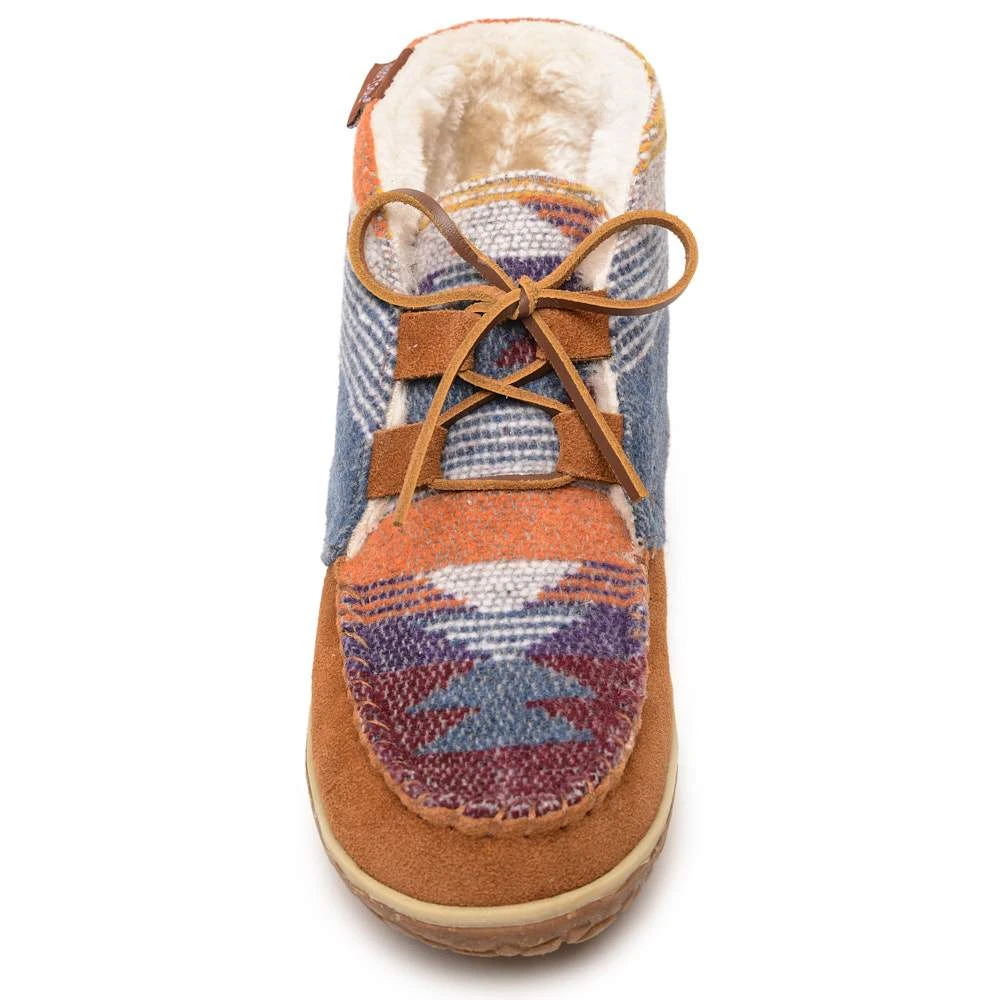 Minnetonka Women's Multi Color Torrey Slipper 2 Minnetonka Women's Multi Color Torrey Slipper - Image 2
