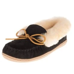 Minnetonka Ladies Alpine Sheepskin Black Moccasin